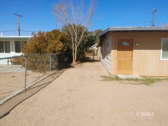 1008 West Langley Avenue Ridgecrest, CA 93555 - Photo 2 of 25 Gallery Image 2