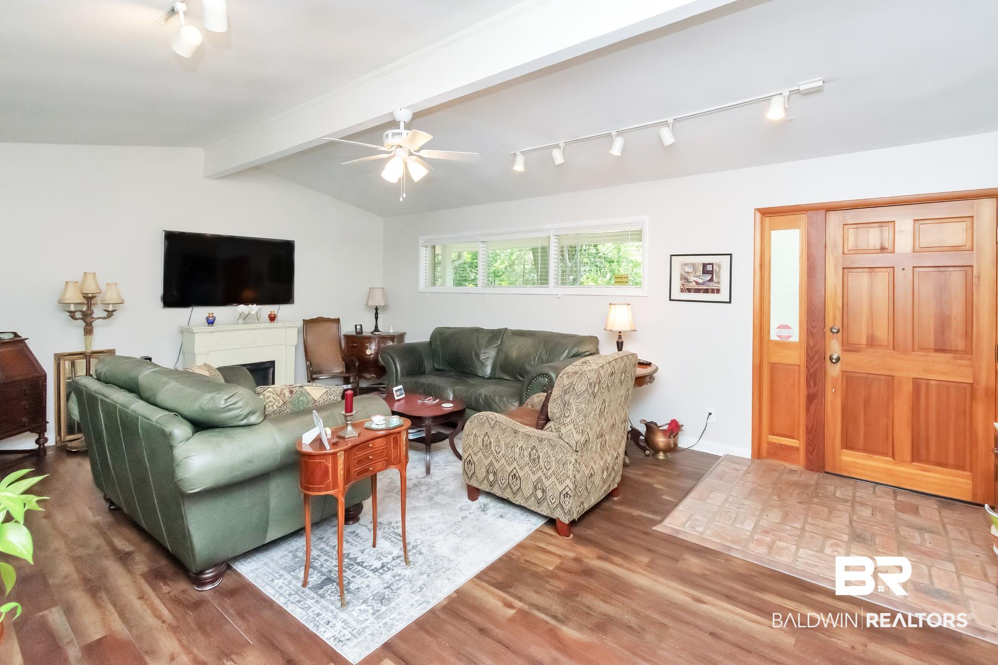 4616 Bit And Spur Road Mobile, AL 36608 - Photo 6 of 19