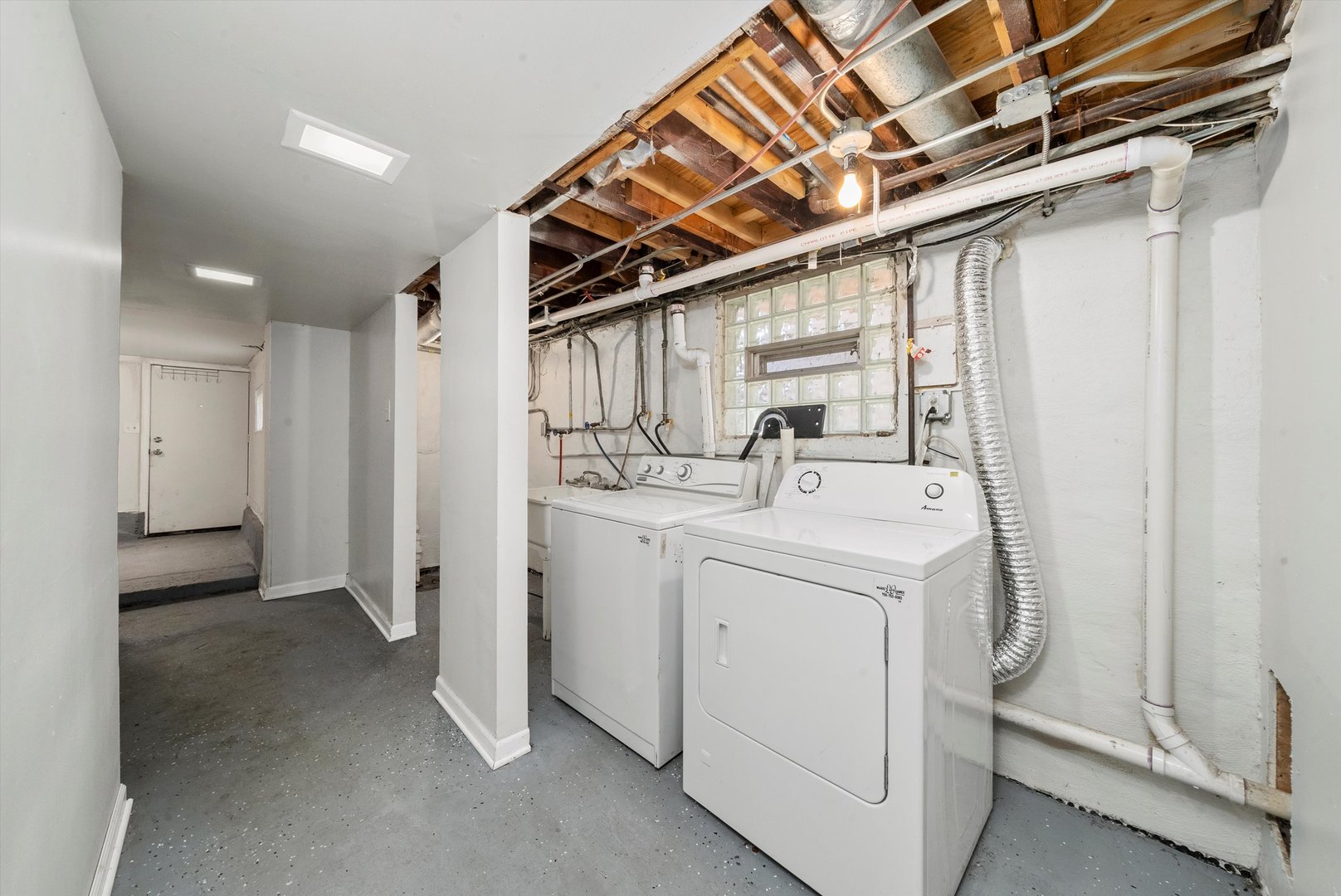 14449 Springfield Avenue Midlothian, IL 60445 - Photo 16 of 28 Gallery Image 16