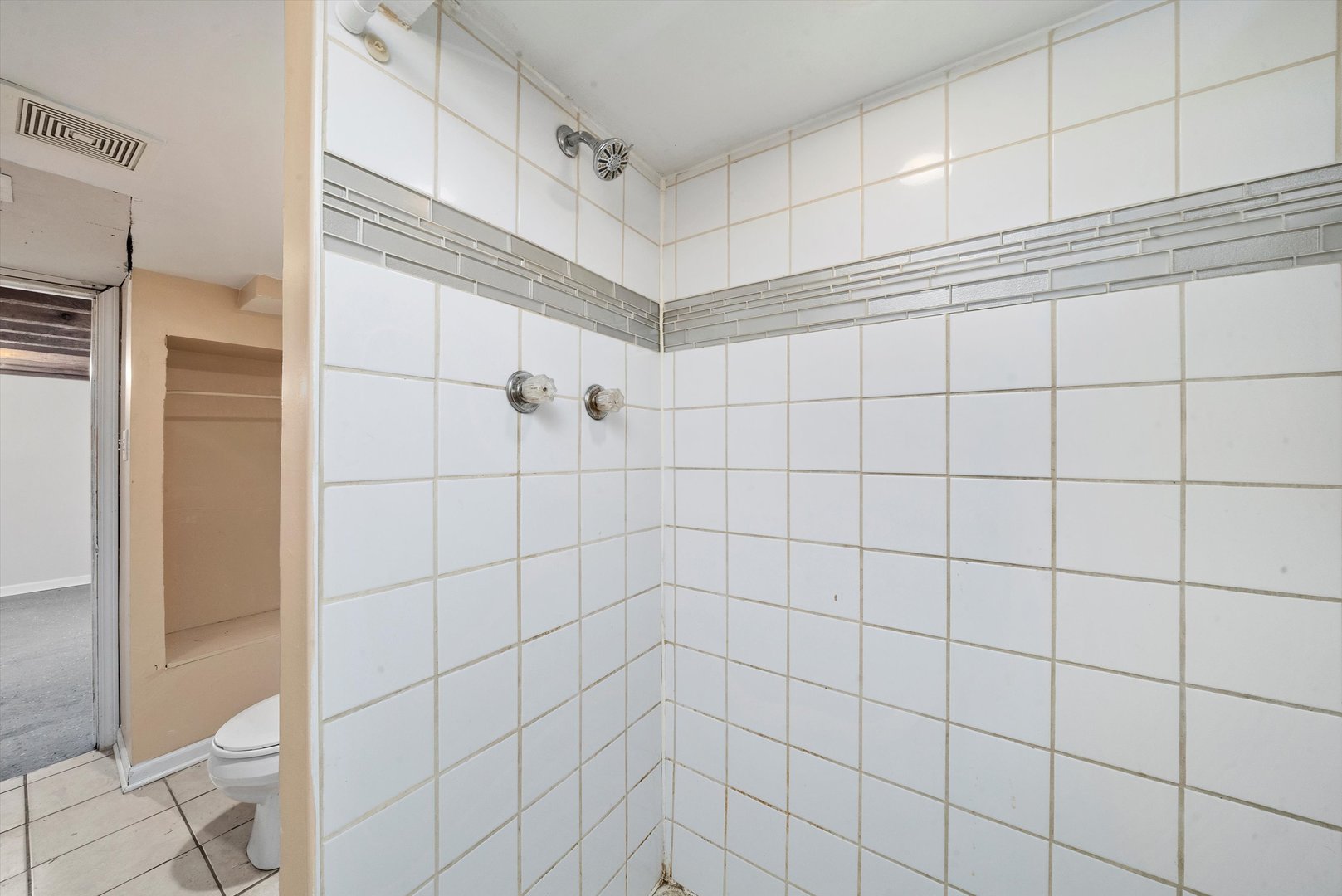 14449 Springfield Avenue Midlothian, IL 60445 - Photo 21 of 28 Gallery Image 21