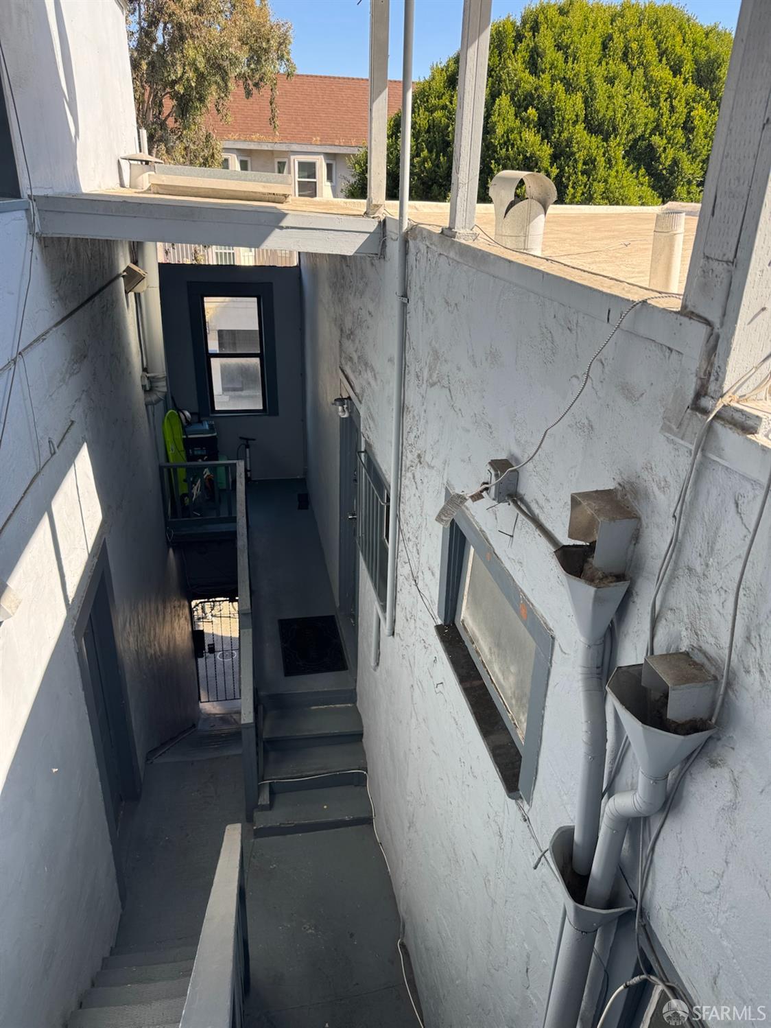 3265 22nd Street San Francisco, CA 94110 - Photo 15 of 23