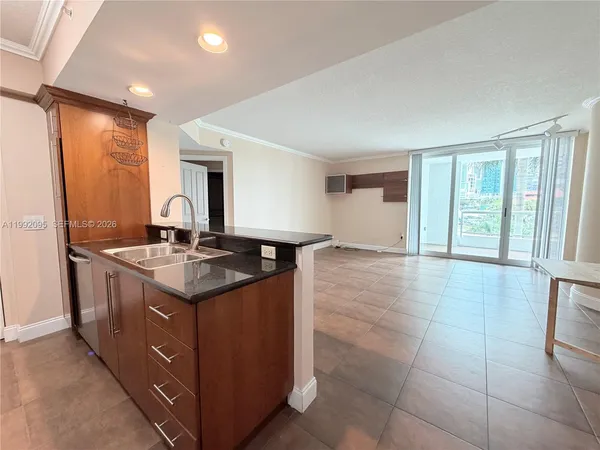 $475,000 | 401 Southwest 4th Avenue, Unit 203, Fort Lauderdale, FL 33315