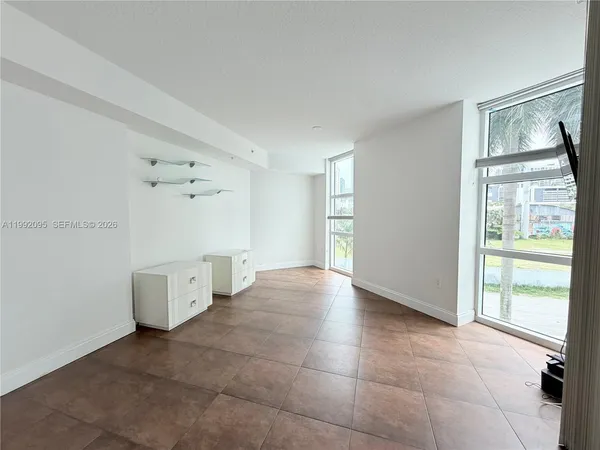 $475,000 | 401 Southwest 4th Avenue, Unit 203, Fort Lauderdale, FL 33315