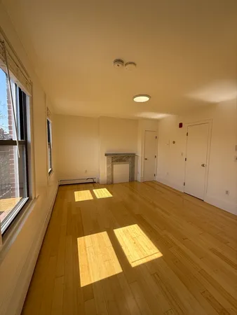 $2,500 | 4 Milford Street, Unit 302, Boston, MA 02118