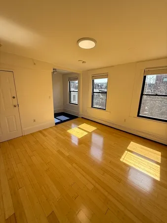 $2,500 | 4 Milford Street, Unit 302, Boston, MA 02118