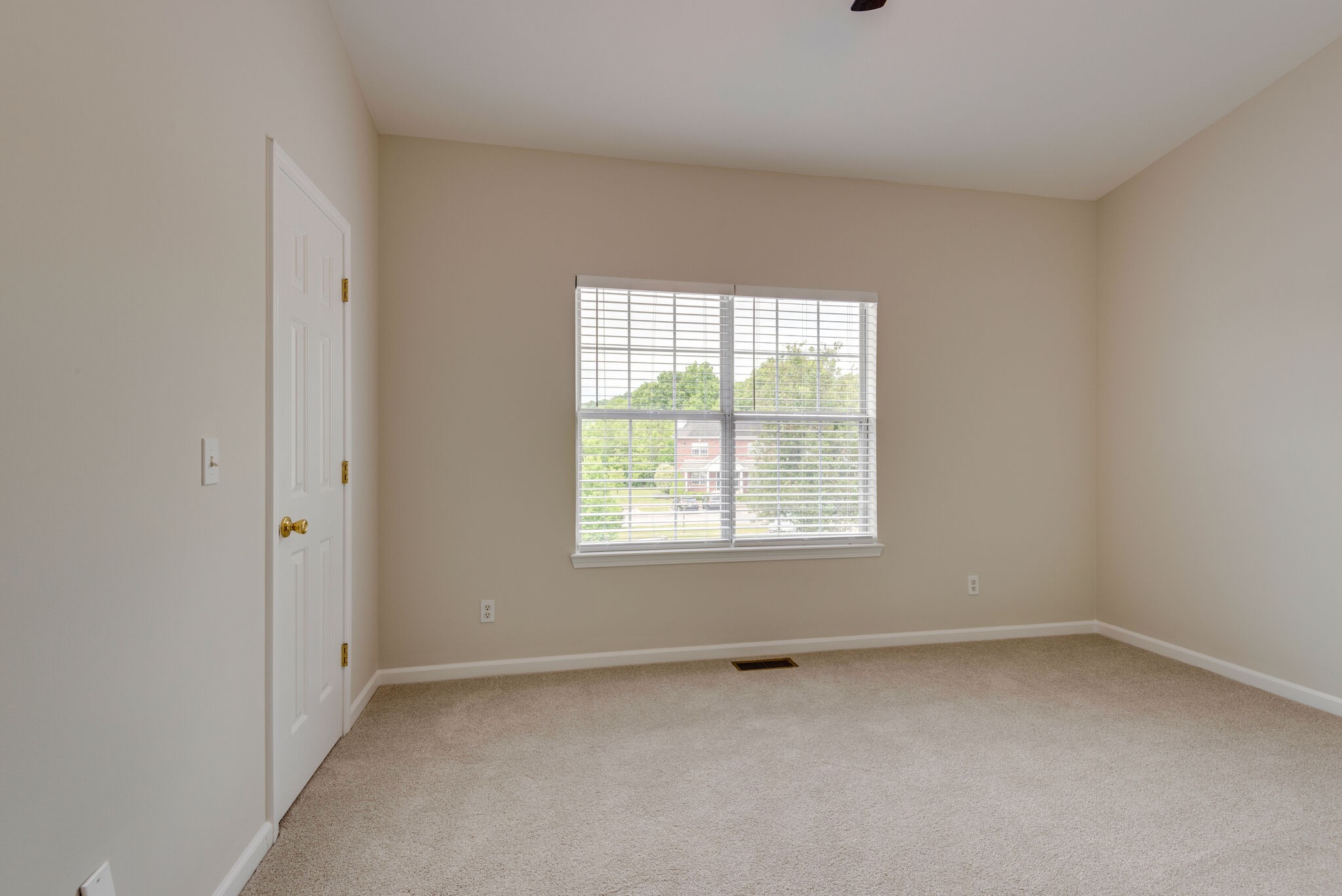 8209 Coley Davis Road Nashville, TN 37221 - Photo 22 of 27 Gallery Image 22