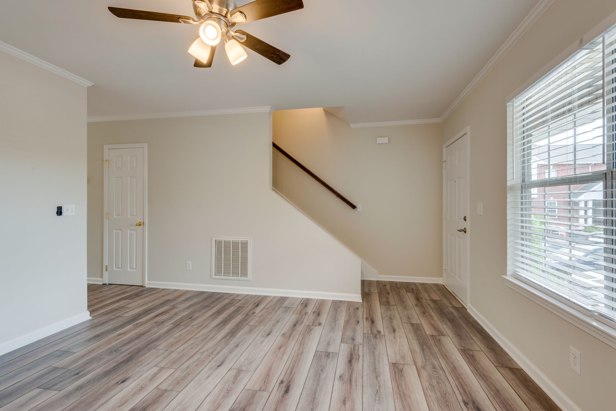 8209 Coley Davis Road Nashville, TN 37221 - Photo 8 of 27 Gallery Image 8