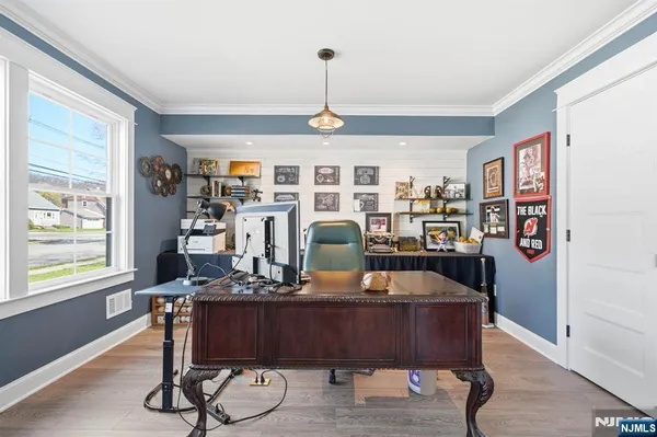 $949,900 | 1074 Colfax Avenue, Pompton Lakes, NJ 07442