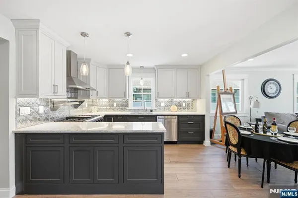 $949,900 | 1074 Colfax Avenue, Pompton Lakes, NJ 07442