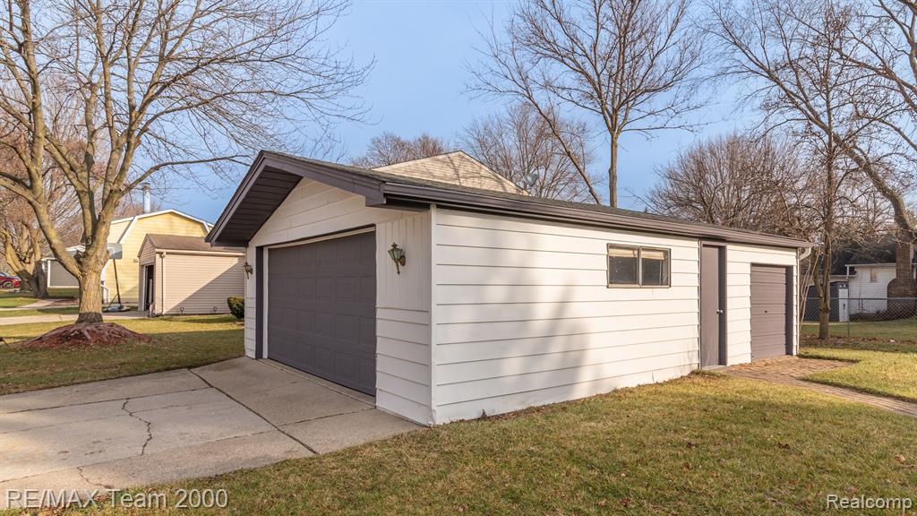 44820 Joy Road Plymouth, MI 48170 - Photo 9 of 41
