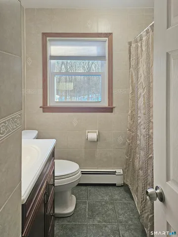 $299,900 | 38 Woodland Drive, Montville, CT 06382