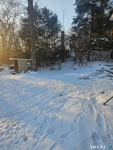 $299,900 | 38 Woodland Drive, Montville, CT 06382