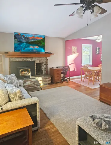 $299,900 | 38 Woodland Drive, Montville, CT 06382