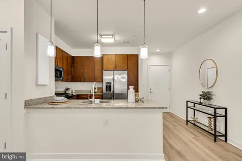 $389,990 | 8005 13th Street, Unit 104, Silver Spring, MD 20910