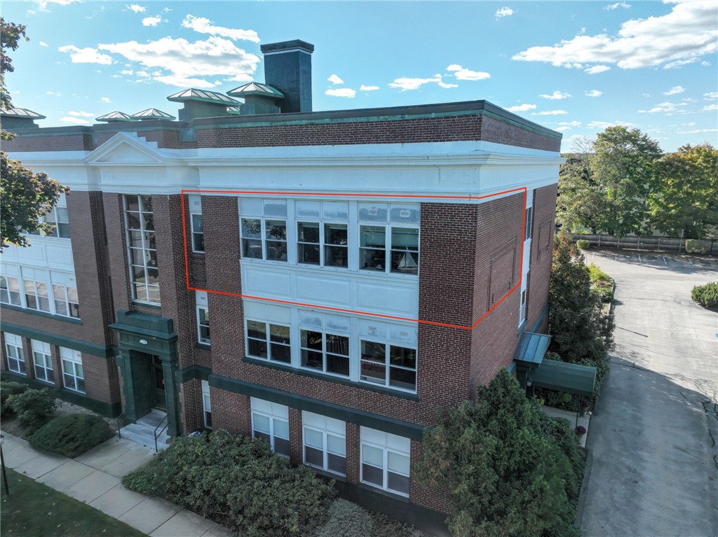 140 High Street, Unit 310 Westerly, RI 02891 - Photo 1 of 23 140 High Street #310