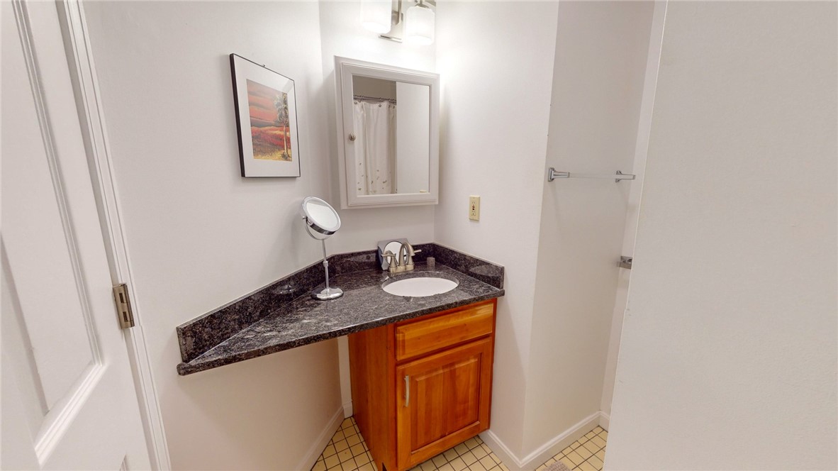 140 High Street, Unit 310 Westerly, RI 02891 - Photo 18 of 23 full bath