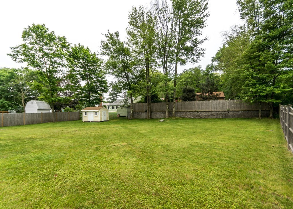 24 Mountain Road Waltham, MA 02451 - Photo 7 of 16