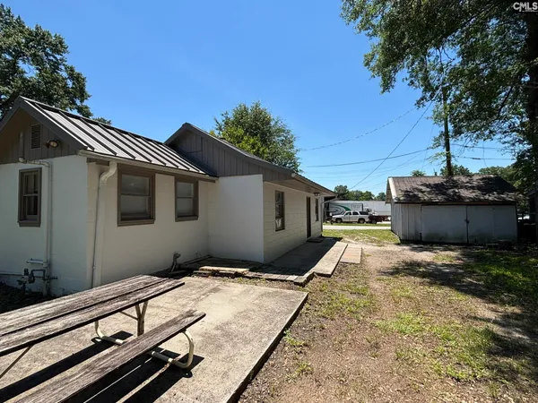 $1,200 | 610 Poplar Street, Cayce, SC 29033