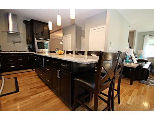19 Bisbee Road Saugus, MA 01906 - Photo 4 of 42 Gallery Image 4