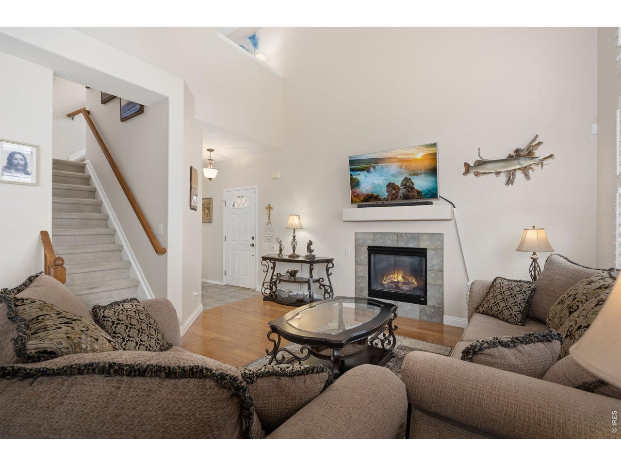 5133 Old Mill Road Fort Collins, CO 80528 - Photo 14 of 39 Living room
