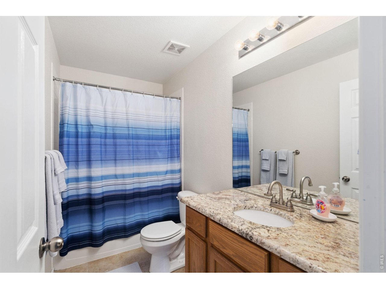 5133 Old Mill Road Fort Collins, CO 80528 - Photo 33 of 39 Bathroom upper level