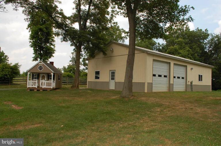 2945 Daisy Road Woodbine, MD 21797 - Photo 14 of 18 Charming Playhouse