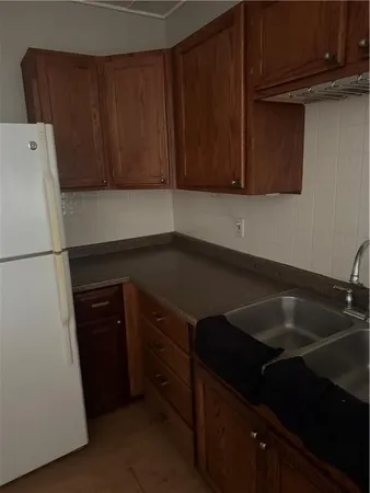 $265,000 | 2024 Summit Street, Kansas City, MO 64108