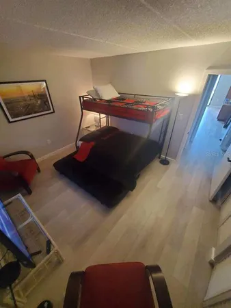 $4,000 | 895 South Gulfview Boulevard, Unit 202, Clearwater, FL 33767