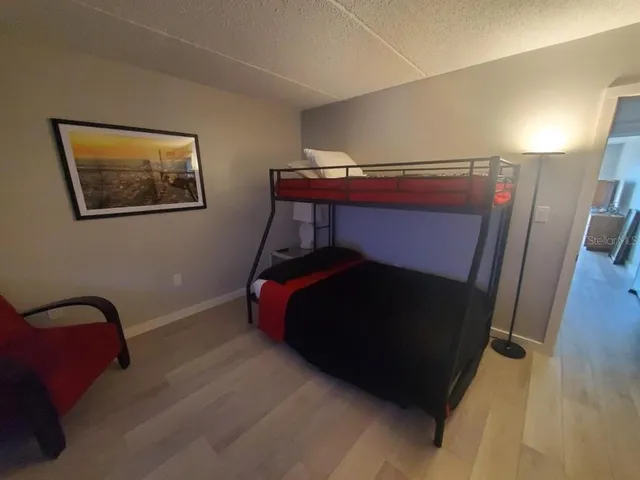 $4,000 | 895 South Gulfview Boulevard, Unit 202, Clearwater, FL 33767