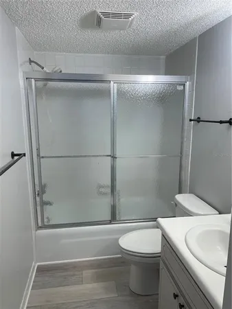 $4,000 | 895 South Gulfview Boulevard, Unit 202, Clearwater, FL 33767