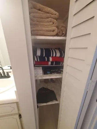 $4,000 | 895 South Gulfview Boulevard, Unit 202, Clearwater, FL 33767