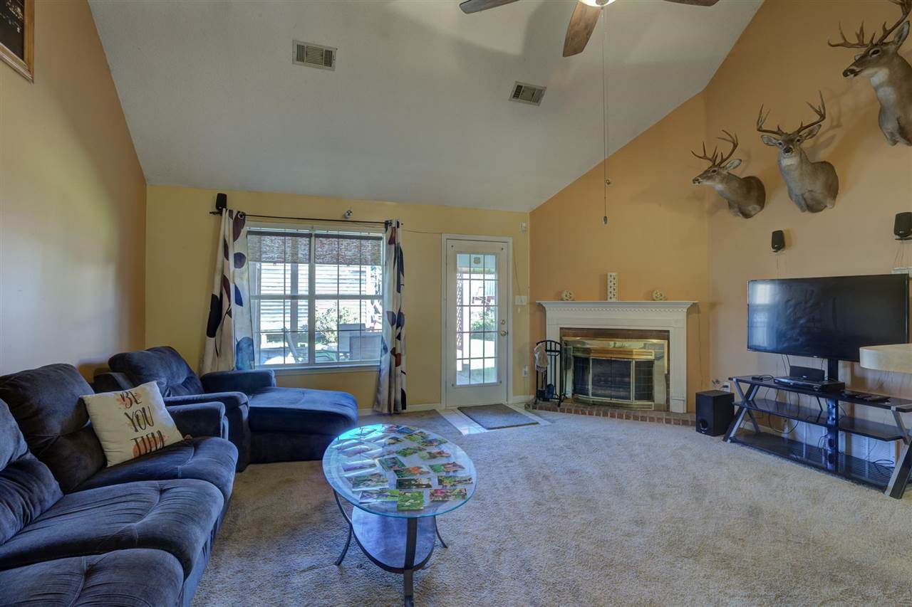 10036 Notting Hill Road Memphis, TN 38016 - Photo 7 of 25 Gallery Image 7
