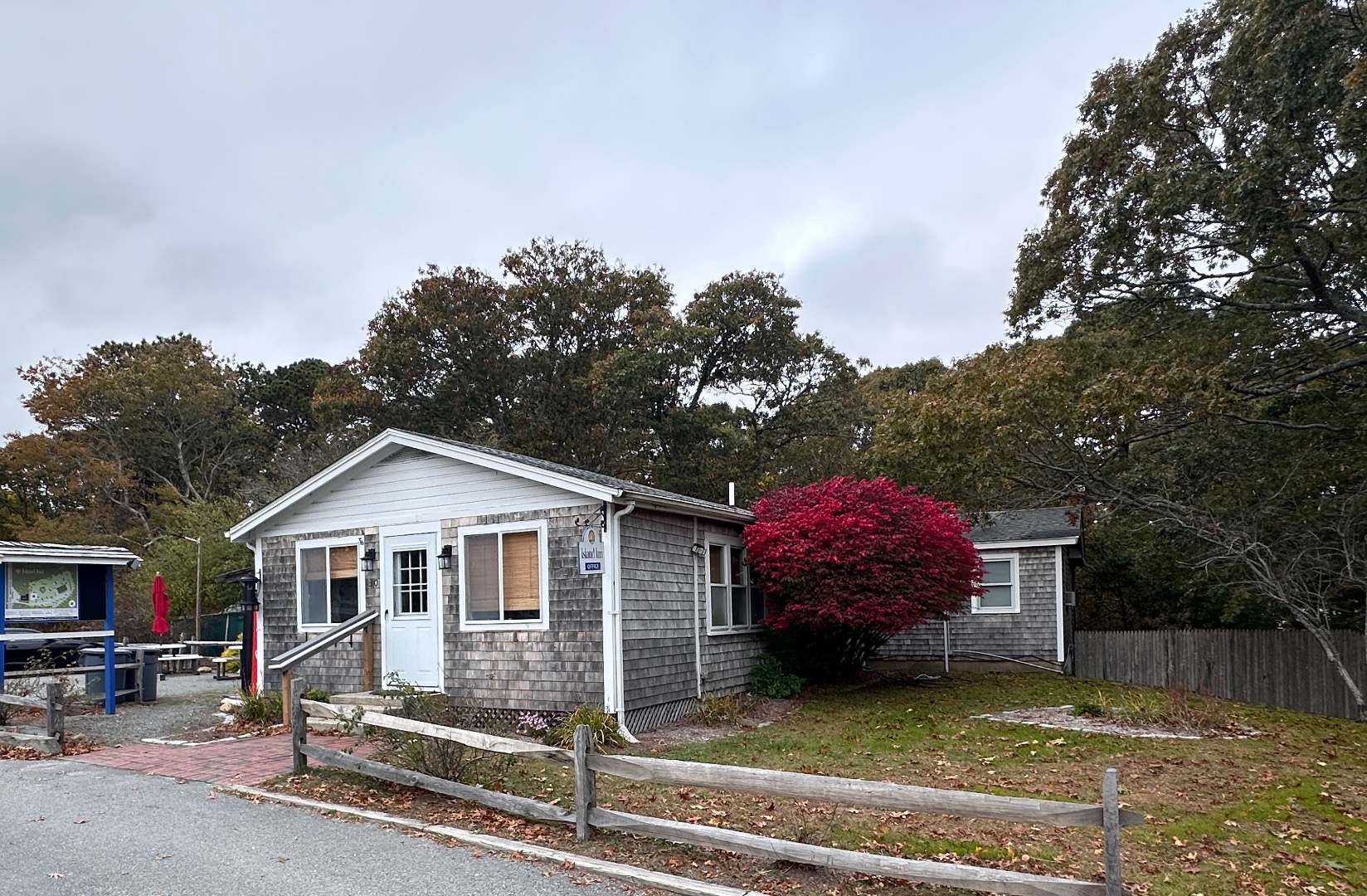 21 Island Inn Road, Unit 39G Oak Bluffs, MA 02557 - Photo 27 of 31 Gallery Image 27