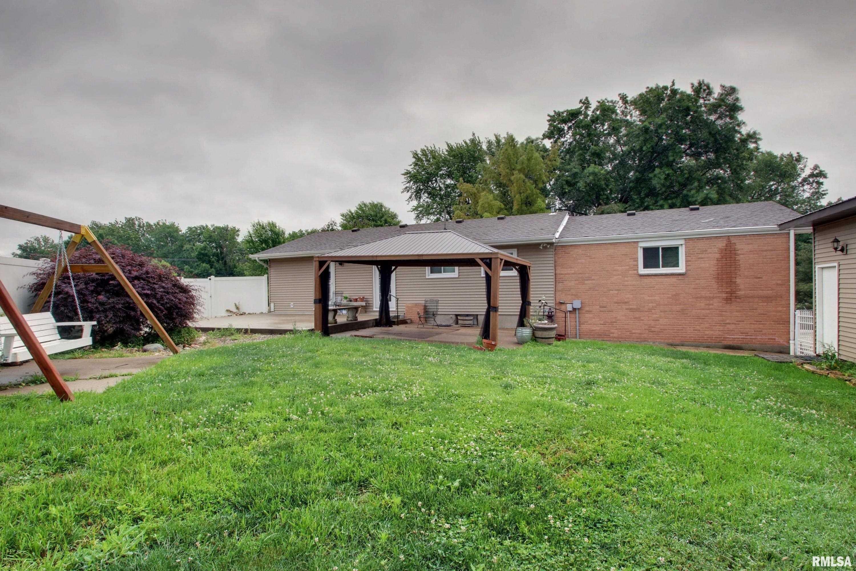 2313 Lyn Road Quincy, IL 62301 - Photo 18 of 22