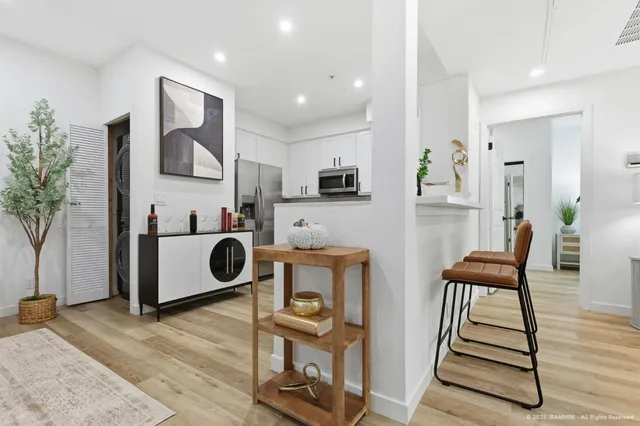 $799,000 | 1400 El Camino Real, Unit 125, South San Francisco, CA 94080