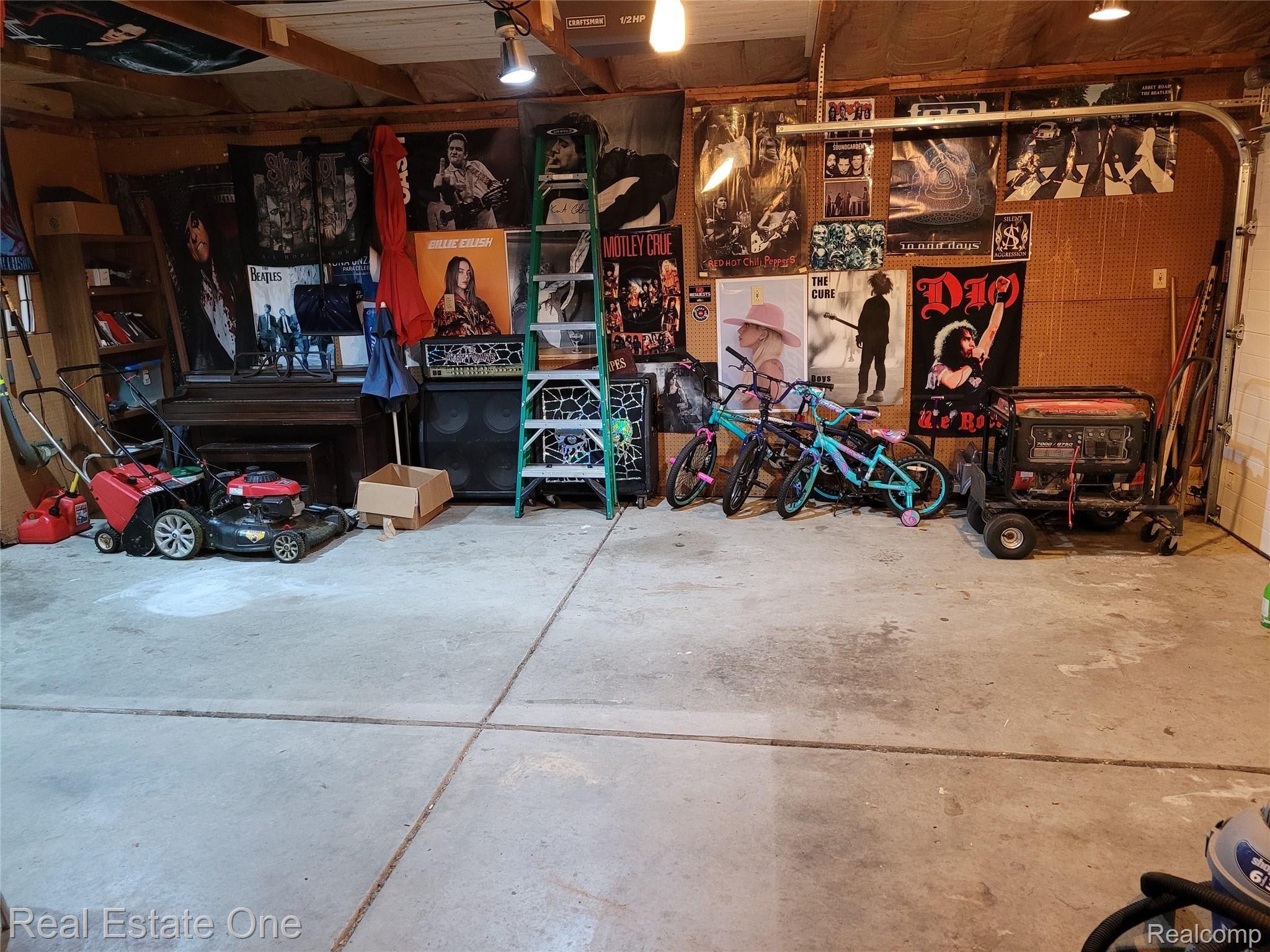 17681 Reed Street Melvindale, MI 48122 - Photo 26 of 33 Garage 2.jpg