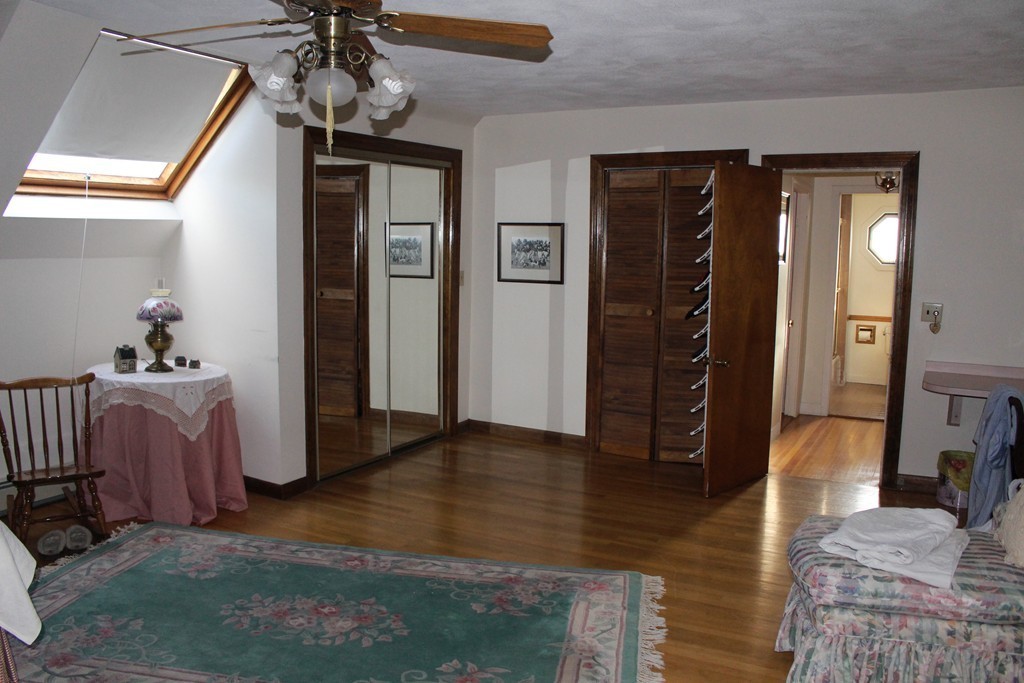 18 Spring Street Everett, MA 02149 - Photo 11 of 26 Gallery Image 11