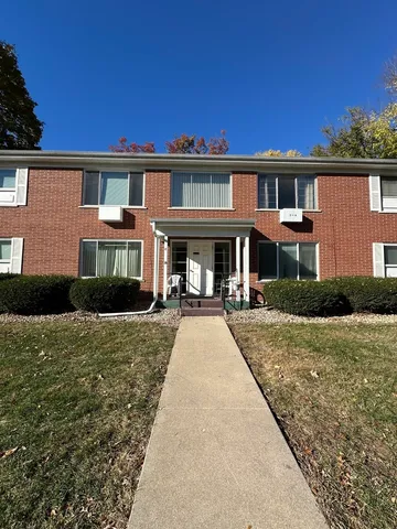 $105,000 | 124 North Whistler Avenue, Unit C4, Freeport, IL 61032