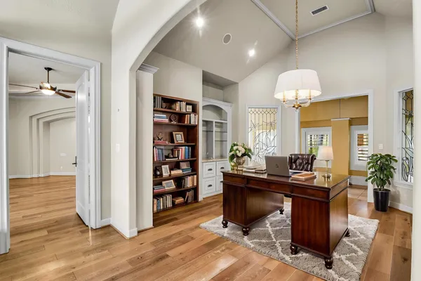 $1,500,000 | 6166 Canyon Ridge Lane, Conroe, TX 77304