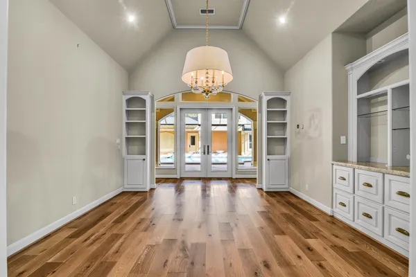 $1,500,000 | 6166 Canyon Ridge Lane, Conroe, TX 77304