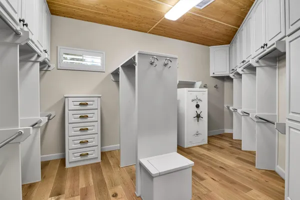 $1,500,000 | 6166 Canyon Ridge Lane, Conroe, TX 77304