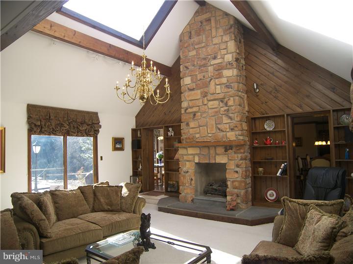 894 Macclesfield Road Buckingham, PA 18925 - Photo 9 of 25 Family Room