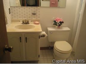 3228 West Street Springfield, IL 62707 - Photo 5 of 10
