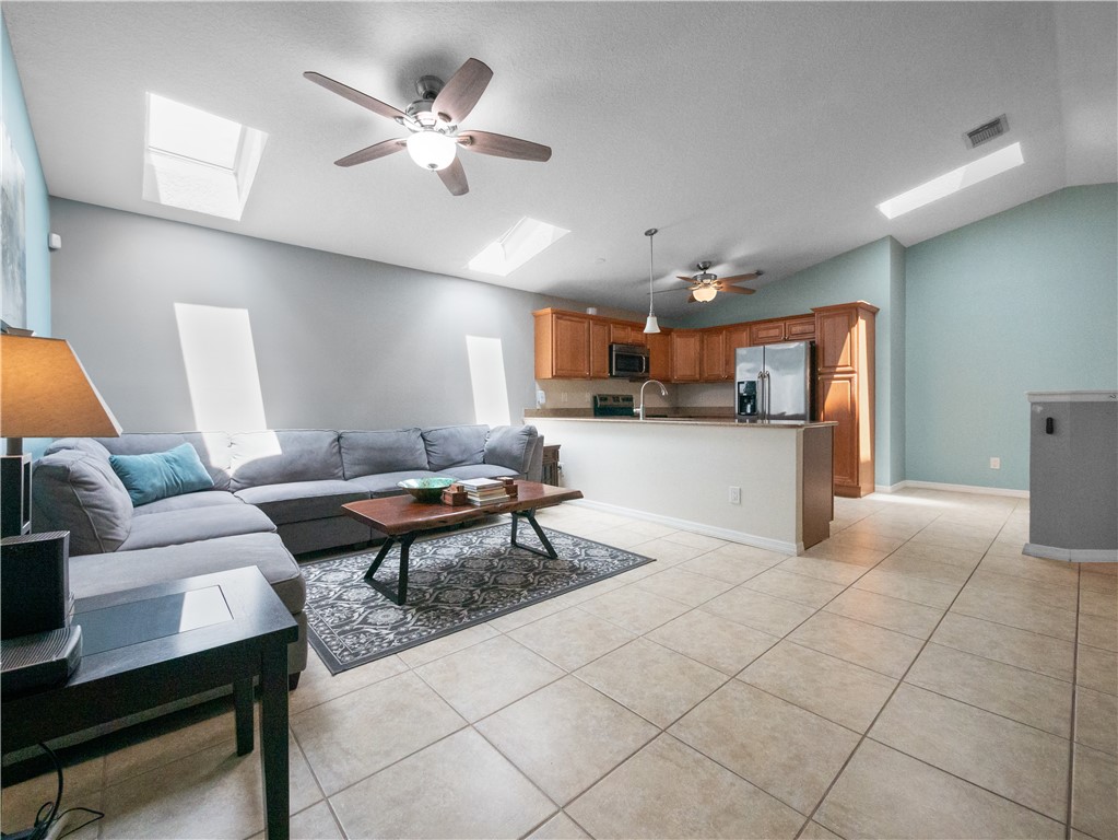 356 Myrtlewood Road Melbourne, FL 32940 - Photo 4 of 26