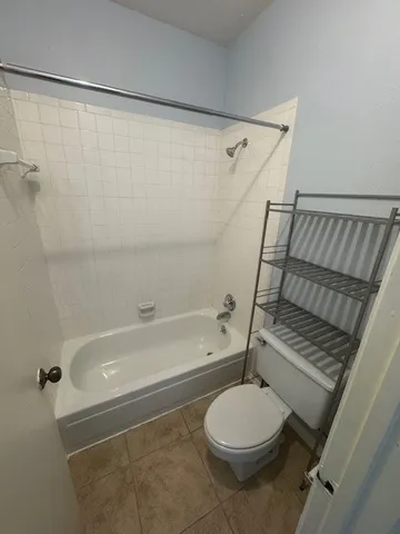 $2,270 | 11711 Memorial Drive, Unit 563, Houston, TX 77024