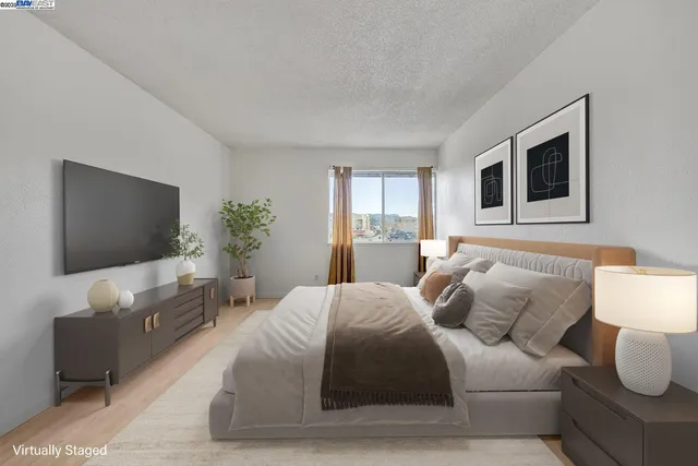 $489,000 | 400 Davis Street, Unit 301, San Leandro, CA 94577