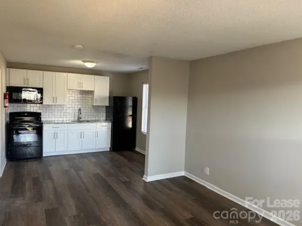 $850 | 304 Hoskins Mill Lane, Unit B, Charlotte, NC 28208