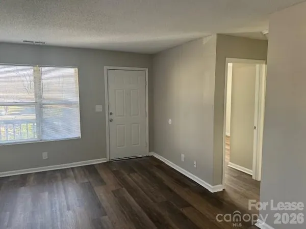 $850 | 304 Hoskins Mill Lane, Unit B, Charlotte, NC 28208