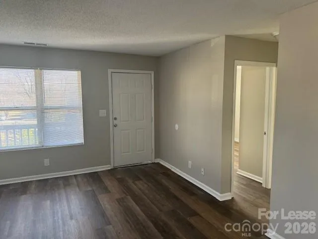 $850 | 304 Hoskins Mill Lane, Unit B, Charlotte, NC 28208