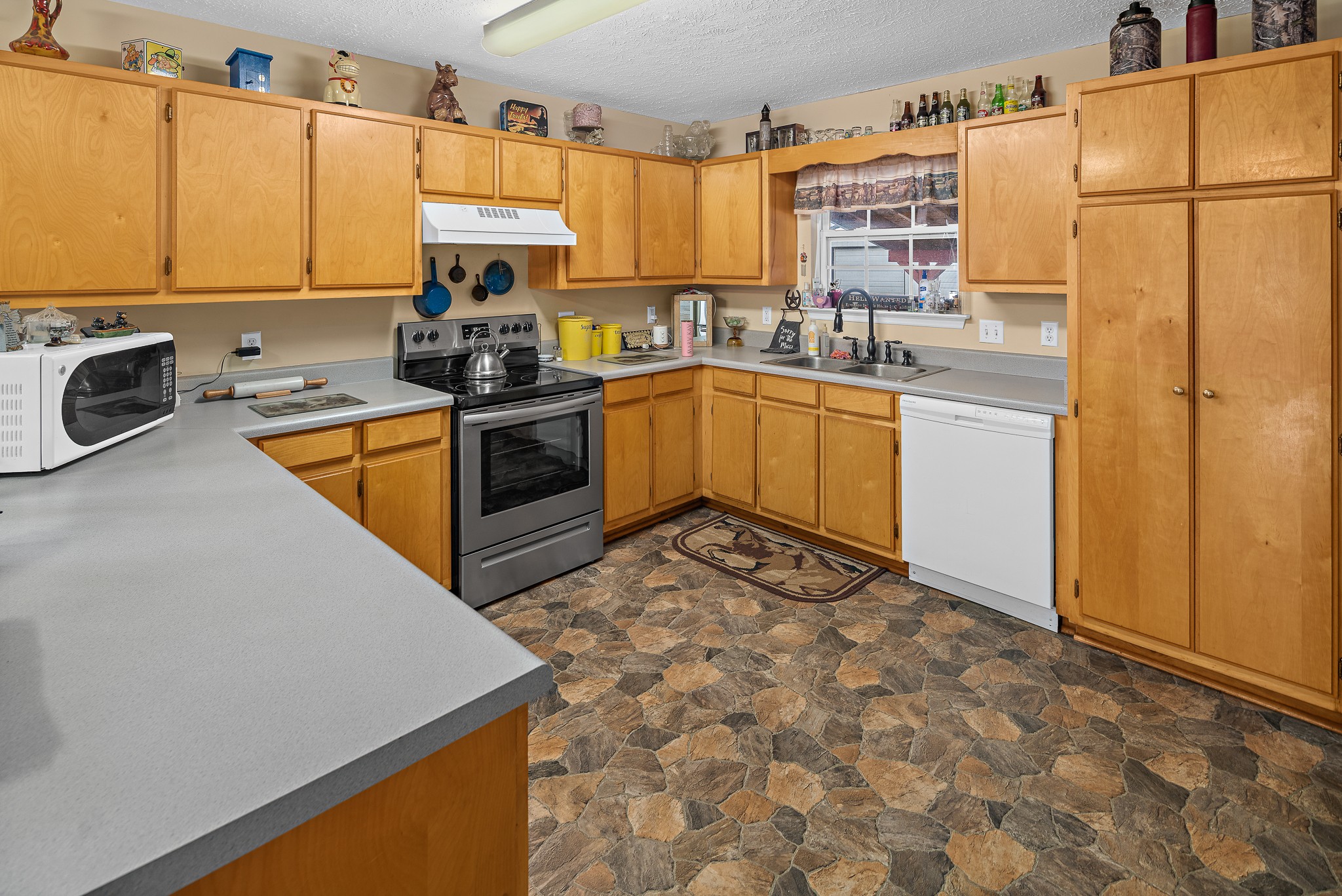 1311 Anderton Road Bell Buckle, TN 37020 - Photo 14 of 32 Gallery Image 14
